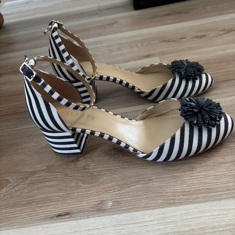 Talbots Isa Striped Pompom Pumps Guc size 10 - Picture 2 of 8